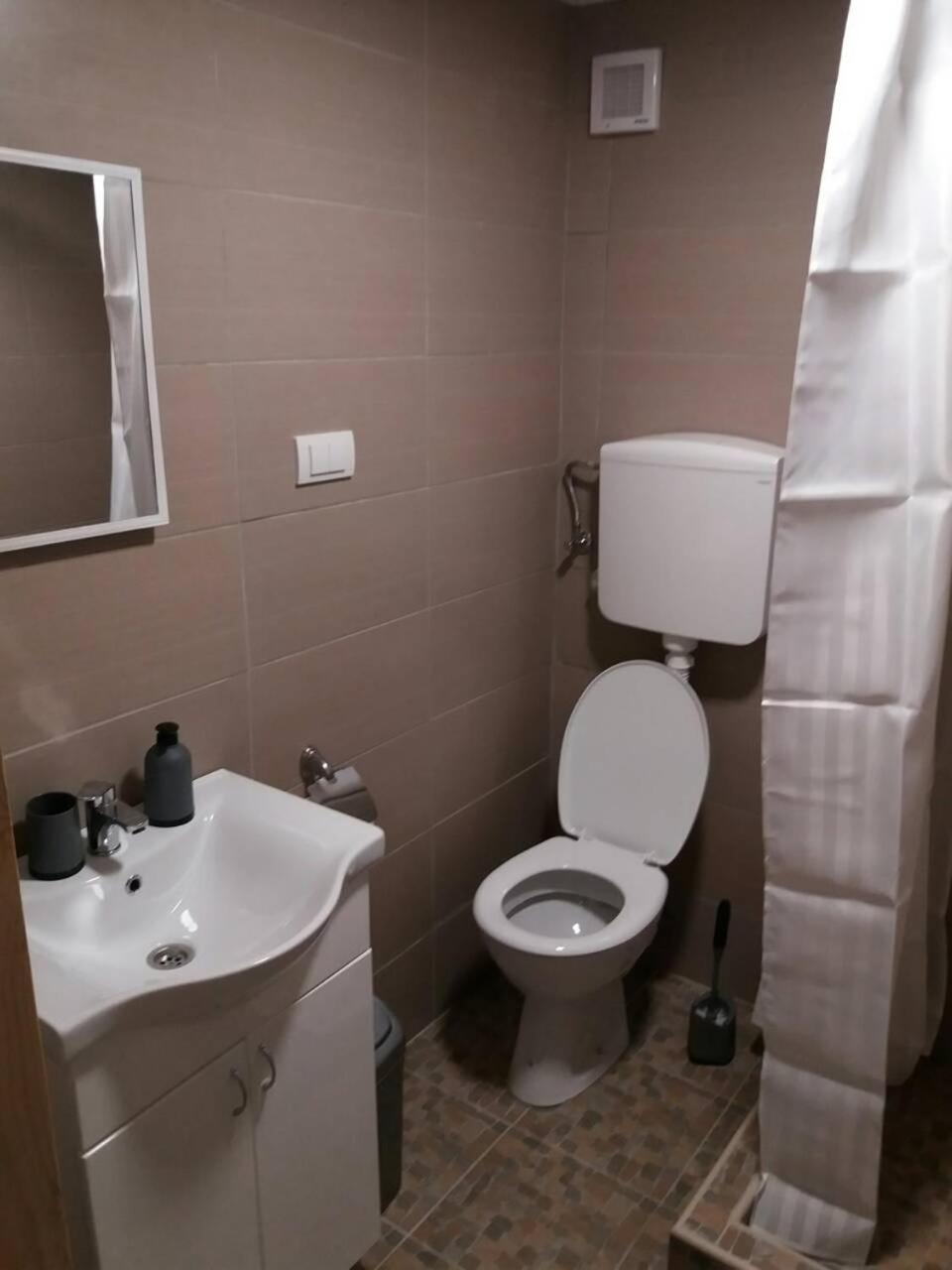 Apartman Romy Pančevo Exteriör bild